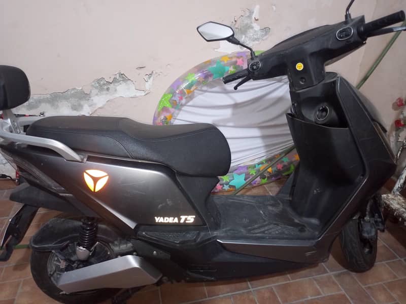 scooty 7