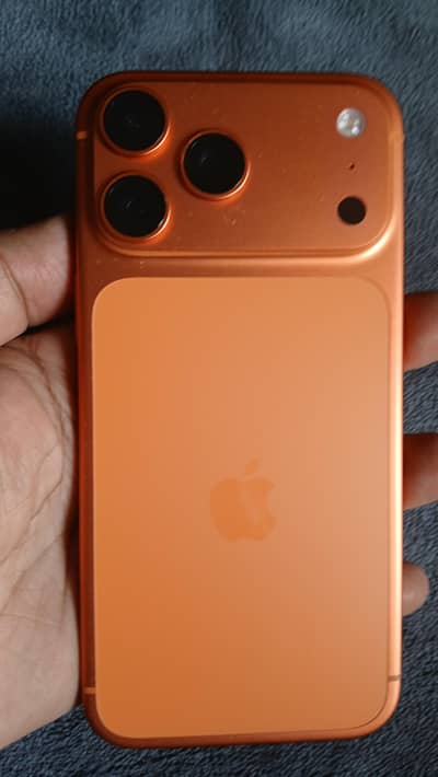 Apple iPhone 17Pro Max orange (jv)