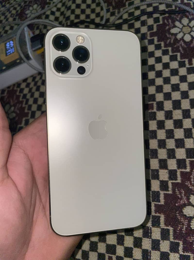 Apple iPhone 12 Pro 0
