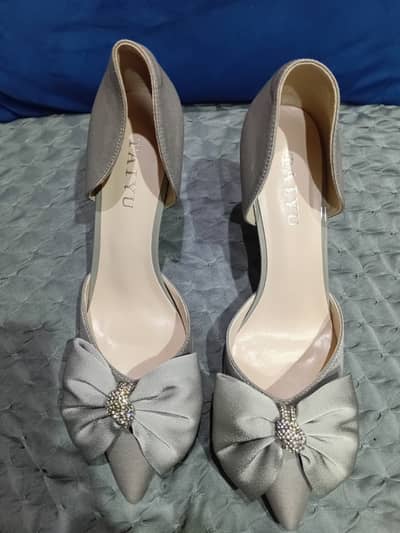 Omani Heel