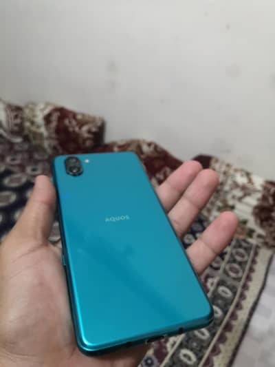 aqous sharp r3