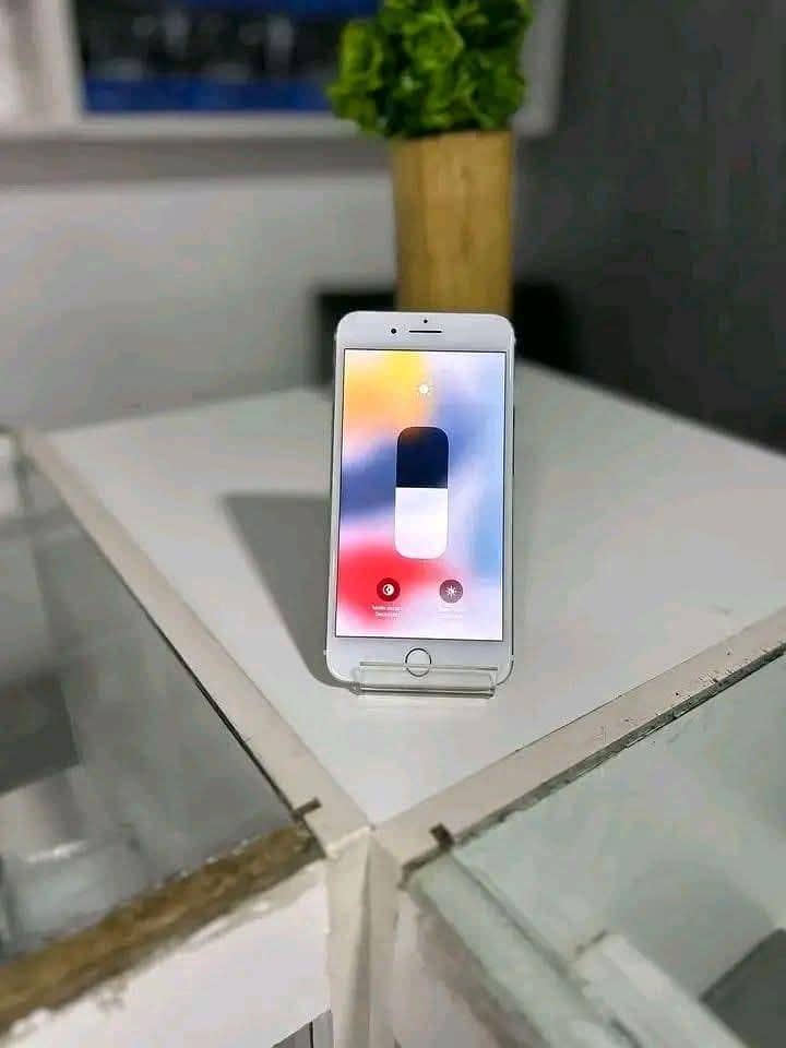 Apple iPhone 7 Plus 1