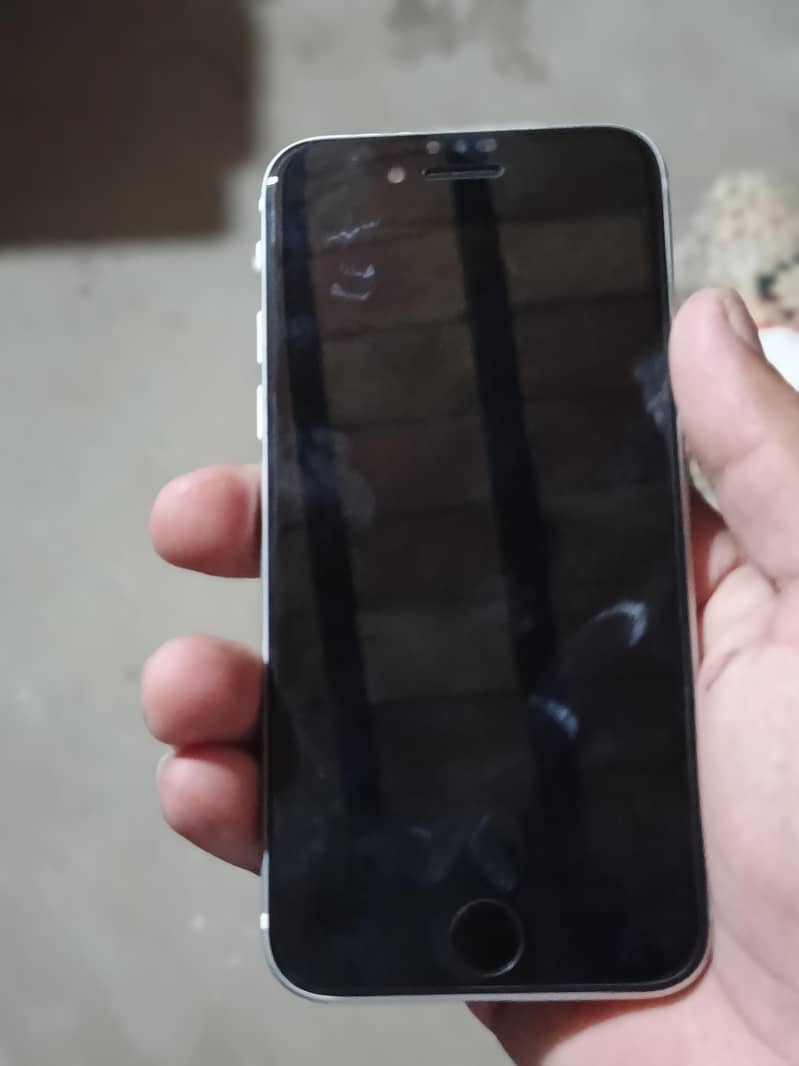 Apple iPhone SE 2 0
