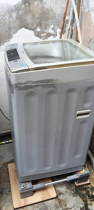 HAIER AUTOMATIC WASHING MACHINE FOR Sale.