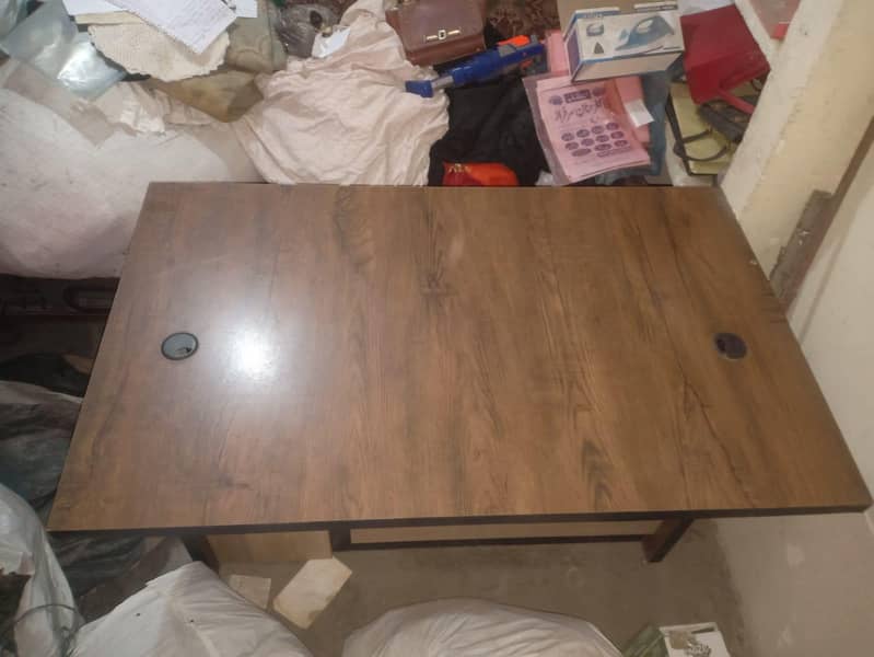 10/10 Condition Office & Computer Table 2