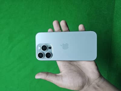 Apple iPhone 16 Pro