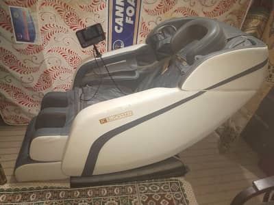 J. C. BUCKMAN MASSAGE CHAIR