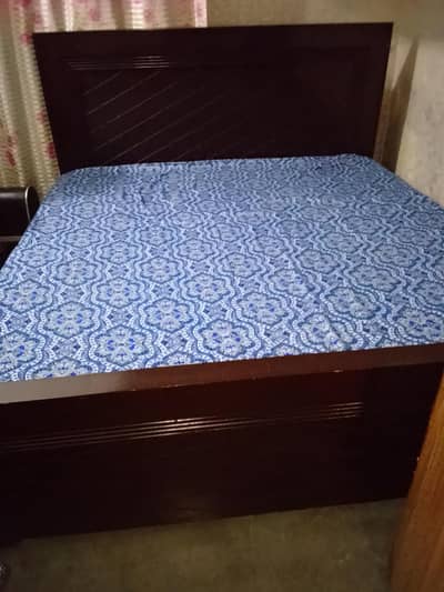 new bed in very reasonable price condition 10/10