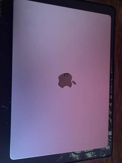 MacBook Pro 16” 2021 M1 Pro | 32GB RAM | 512GB SSD | 16-Core GPU