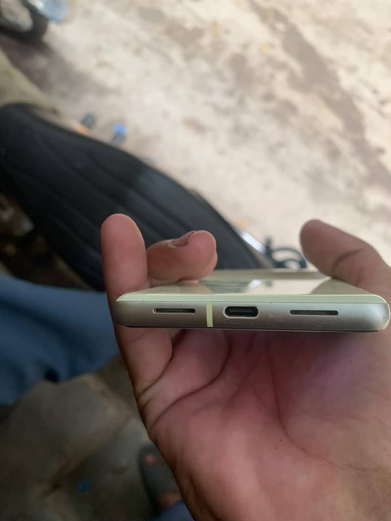 Google Pixel 7 2