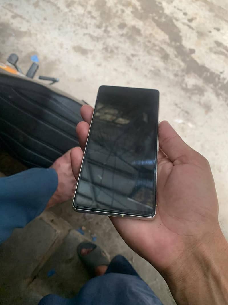 Google Pixel 7 5