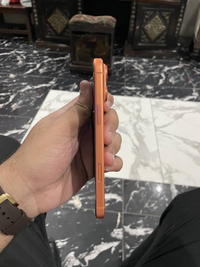 Apple iPhone 17 Pro Max 3