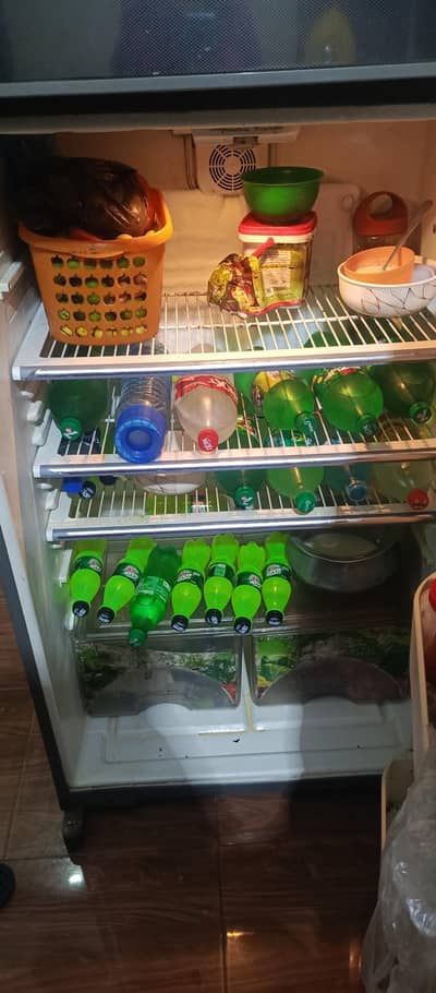 Dawlance Jambo Size Fridge – Non Inverter – Excellent Cooling