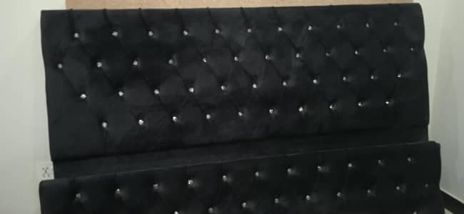 Black bed velvet