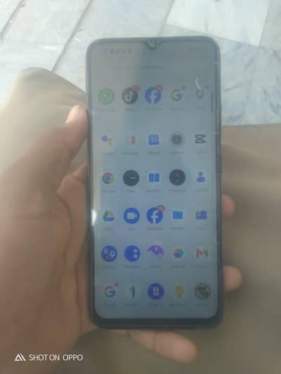 Realme C12