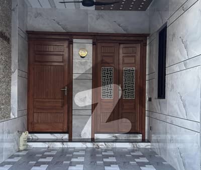 Beautiful House For Sale In Central Park Housing Society Lahore