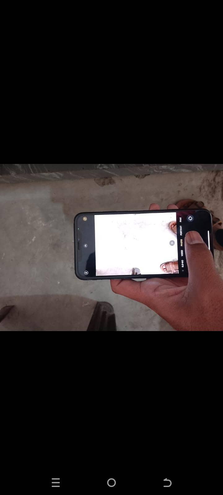 Apple iPhone XS Max 5