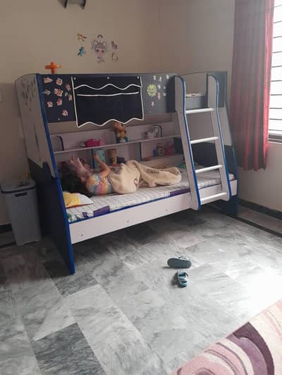 Kids dubble bed