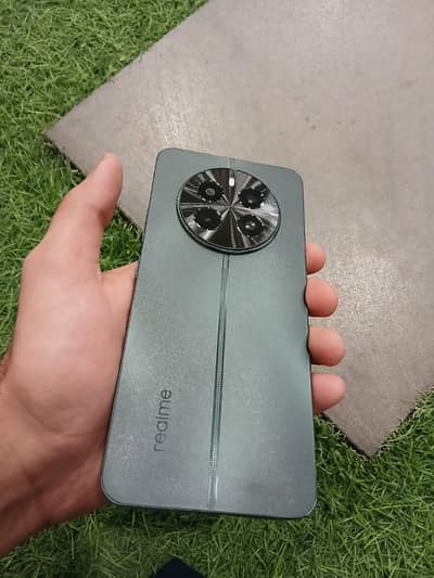 Realme 12