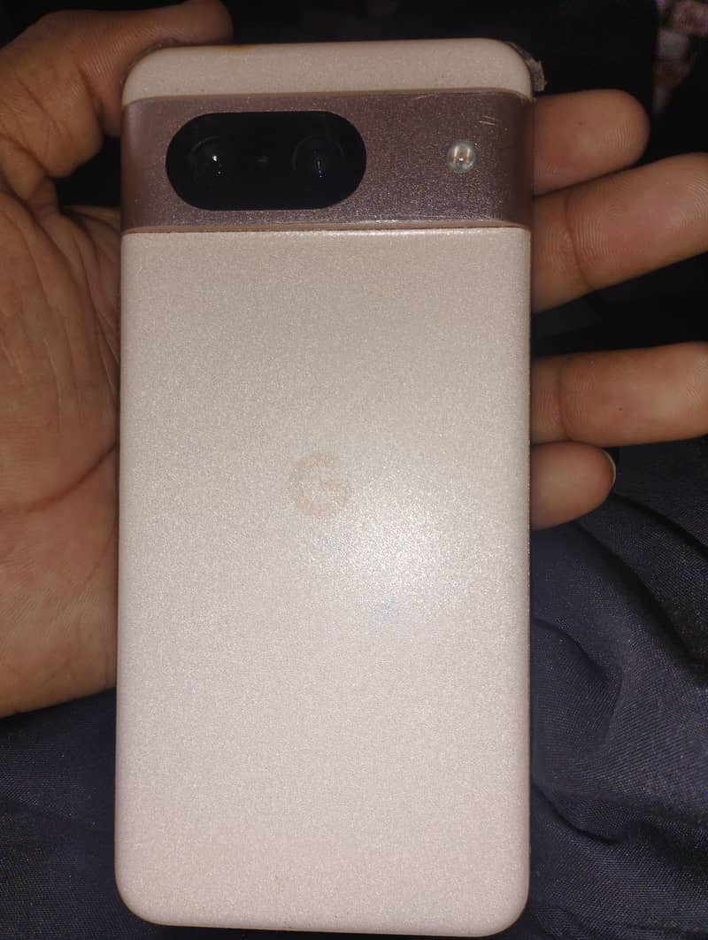 Google Pixel 8 1
