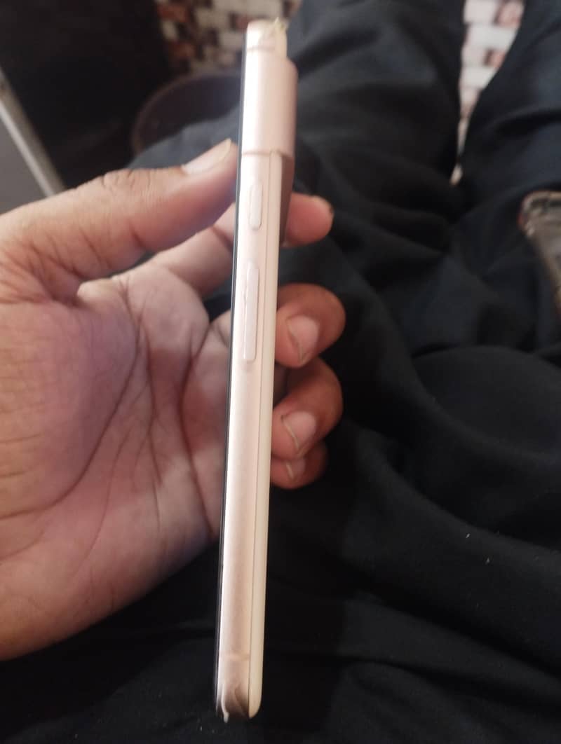 Google Pixel 8 3