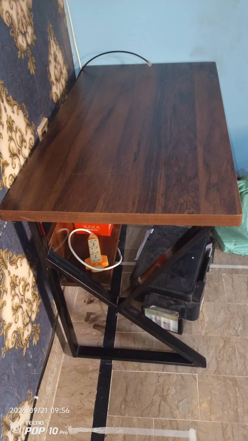 Computer / Study Table 2