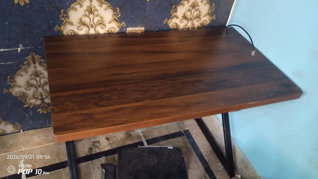Computer / Study Table 3