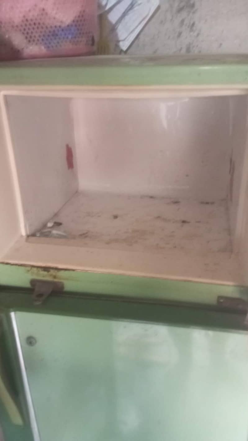 refrigerator 2