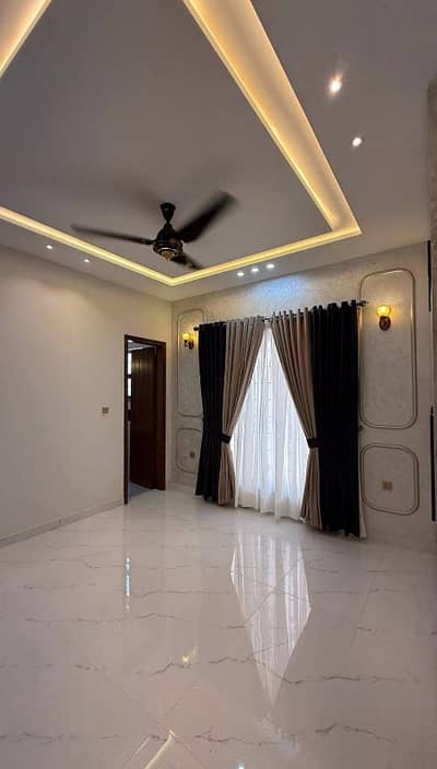 8 Marla Brand New Spanish House for Sale Usman Block, Sector B, Bahria Town Lahore