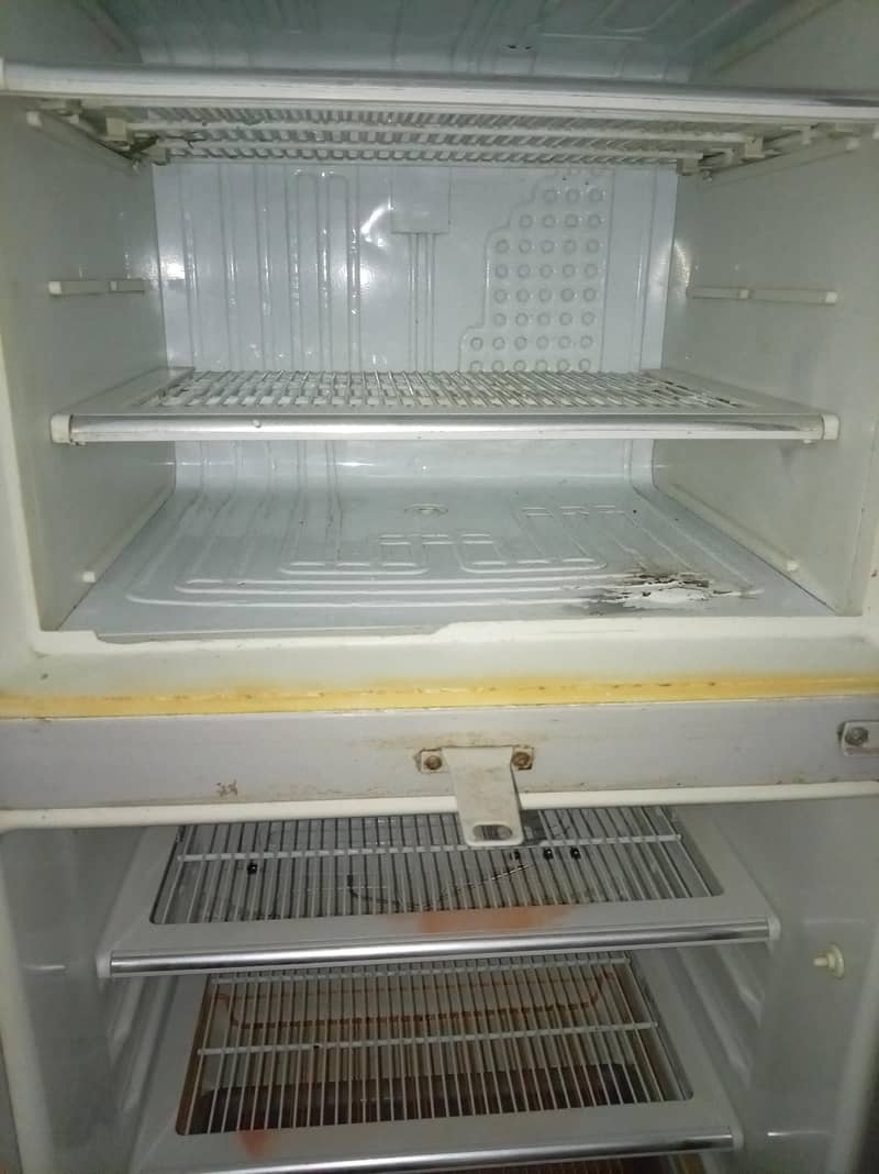 Refrigerator 3