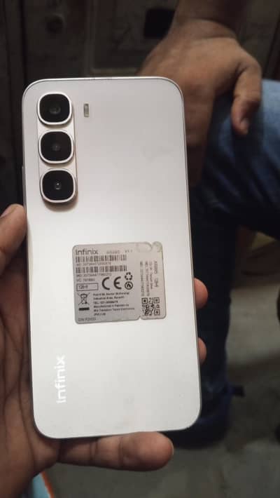 Infinix Hot 60 pro 8/128