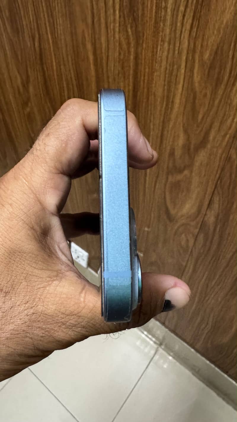 Apple iPhone 14 5