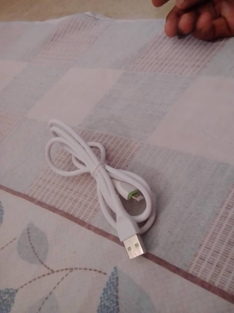 iphone data cable 0