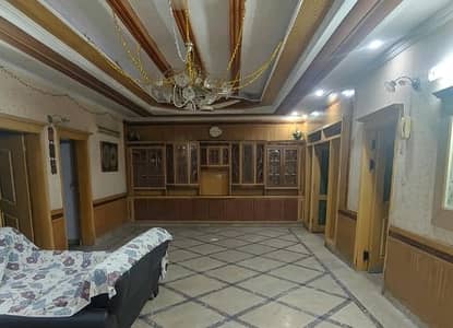 Prime Location 10 Marla House In Lahore Is Available For sale