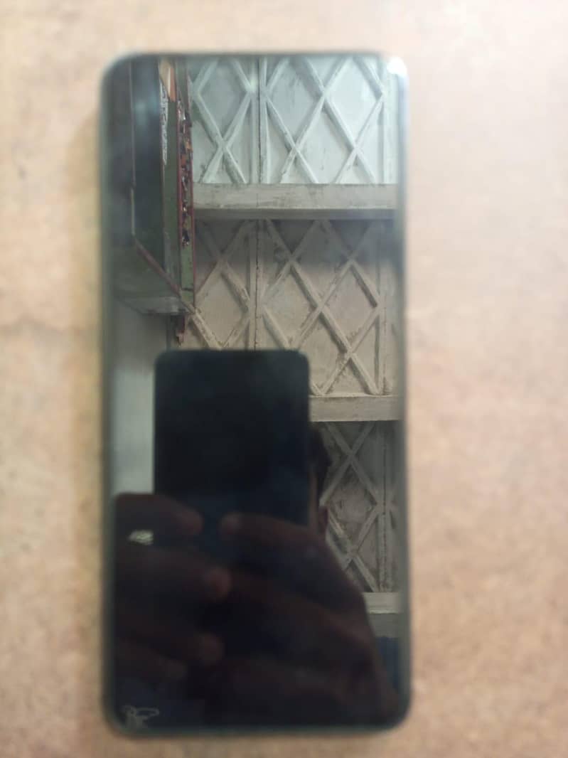 Tecno Camon 18P 3