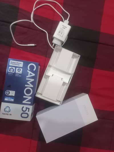 Tecno camon 50    8/ 256
