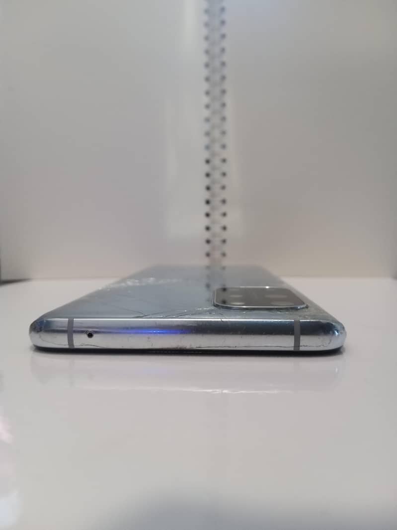 One Plus 8T 1