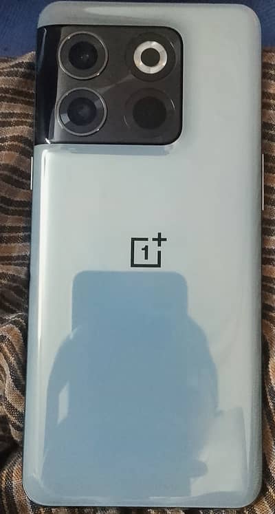 One Plus 10T 5G