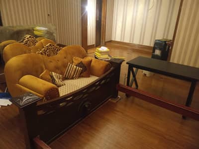 Wooden Flooring, Laminate Flooring Grass,Vinyl Flooring, Pvc Tiles