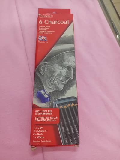 DERWENT 6 CHARCOAL PENCILS