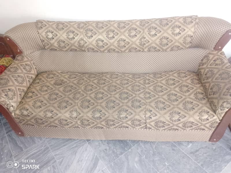 5 Seater sofa 0