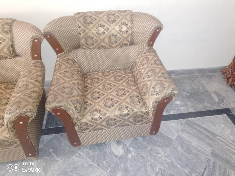 5 Seater sofa 1