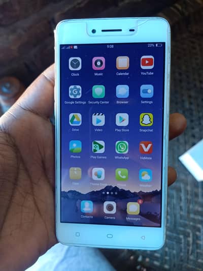 OPPO A37