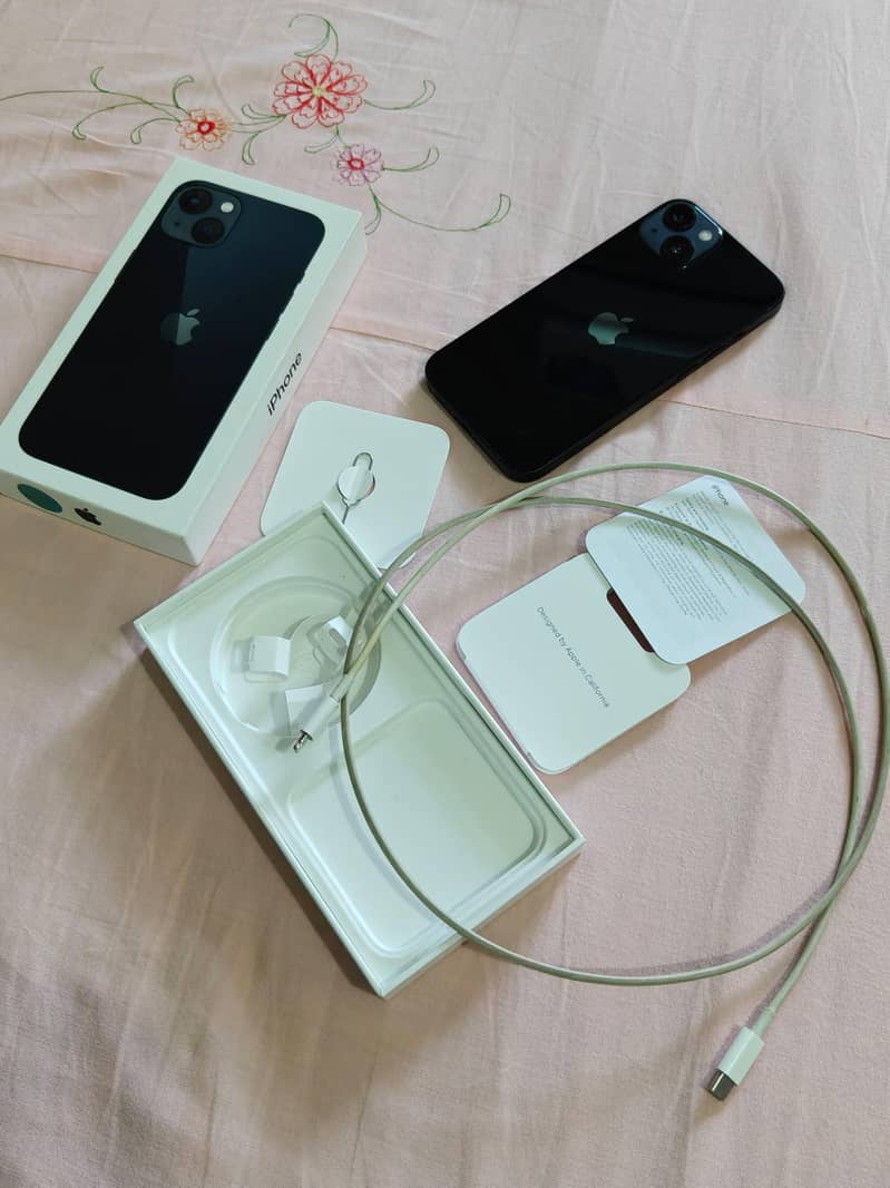 Apple iPhone 13 6