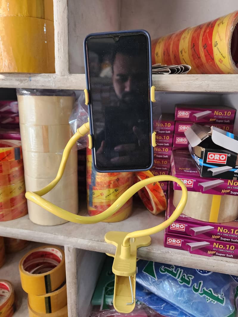mobile stand 1