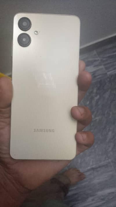 Samsung Mobile A06