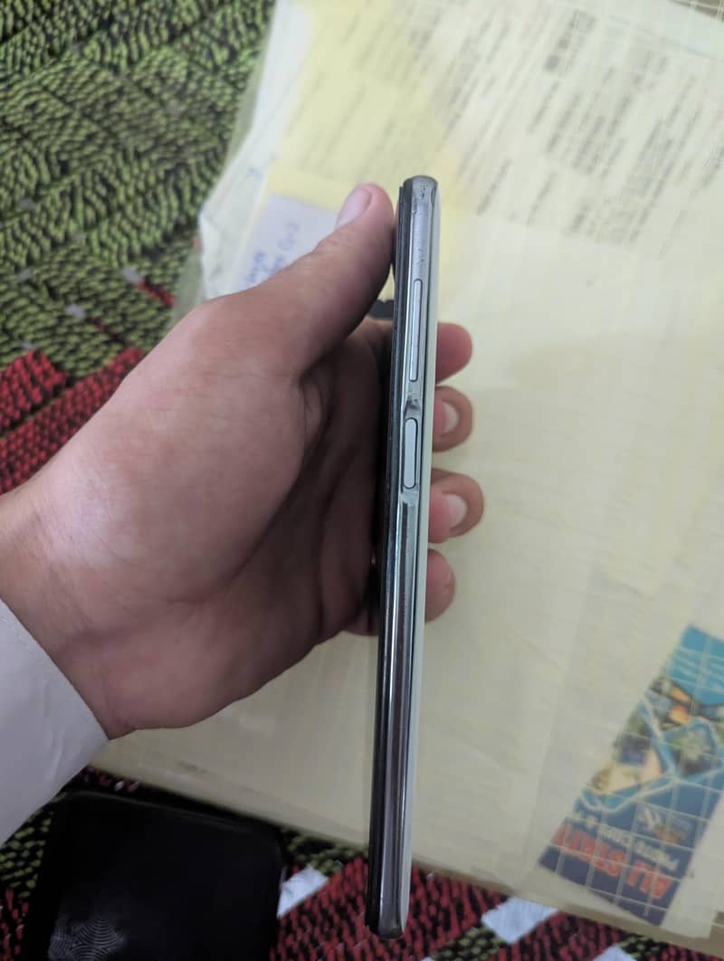 Xiaomi Redmi Note 9S 6