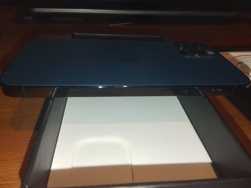 Apple iPhone 12 Pro 4