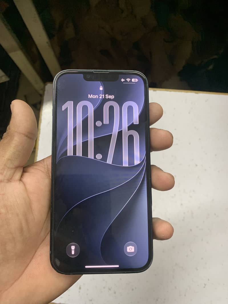 Apple iPhone 13 3