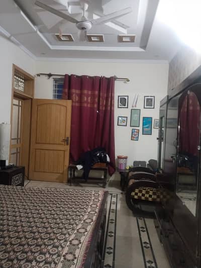 Madina Town Near Ghouri town Fowra chok single story house for rent water electrity Gass Available